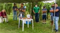 Fruticultores participam de tarde de campo sobre pós colheita