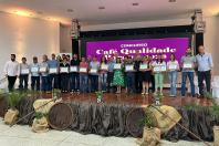 Produtores de Pinhalão e São Jerônimo da Serra ganham Café Qualidade Paraná 2023