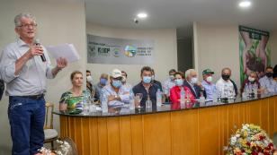 Ministério da Agricultura e Estado avaliam efeitos da estiagem e apoiam produtores do Paraná