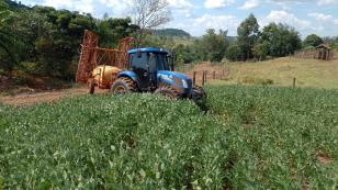 Programa Trator Solidário muda a vida de agricultores