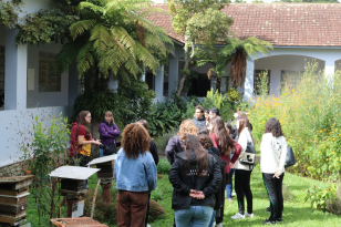 Dia de Campo em Agroecologia reúne mais de 300 estudantes