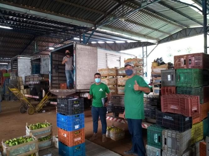 Cooperativas de agricultores familiares comercializam produção na Ceasa de Curitiba