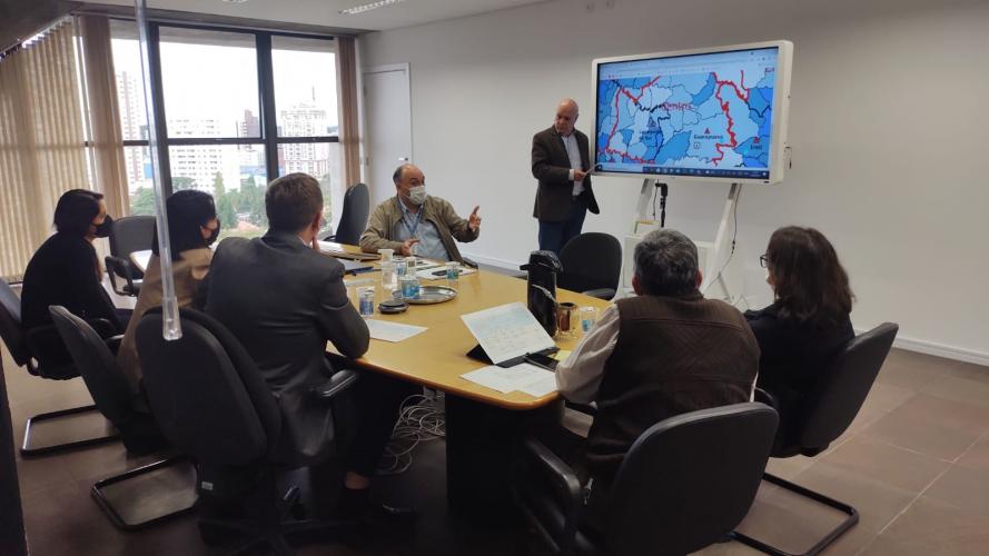 Planejamento para criação do IDR-Paraná e produção orgânica de frutas são modelos de trabalho para outros estados