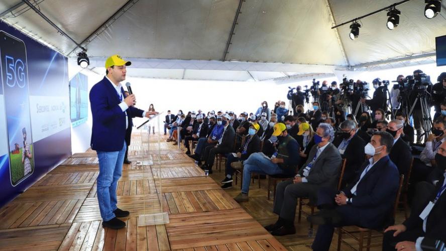 Paraná inaugura tecnologia 5G na agropecuária