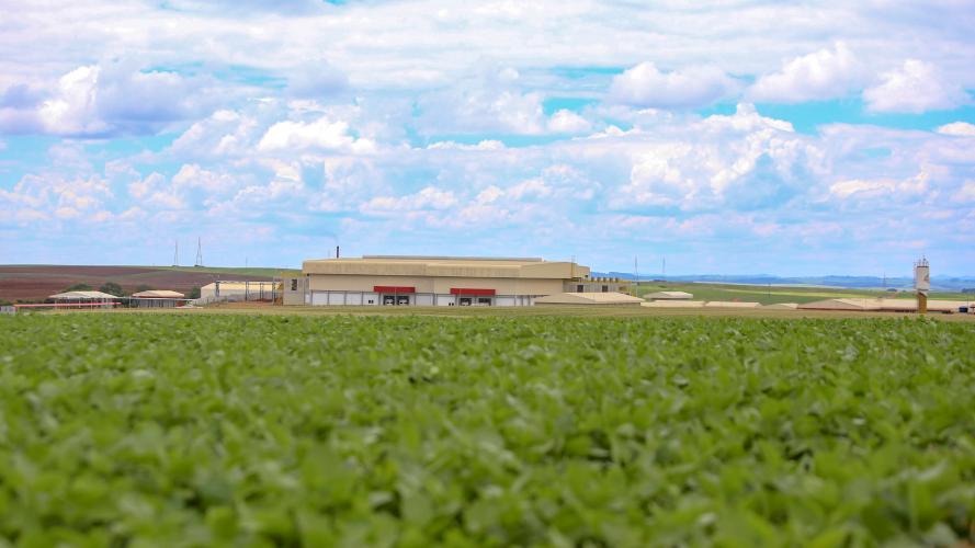 Com apoio do Estado, CooperAliança inaugura frigorífico de R$ 83 milhões em Guarapuava