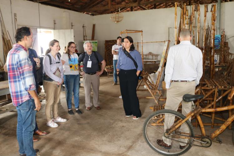 Pesquisadores canadenses visitam Estação de Pesquisa em Agroecologia do IDR-Paraná