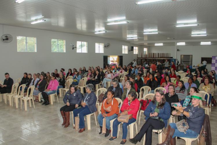IDR-Paraná promove o trabalho feminino durante todo o mês de maio