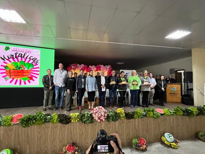 IDR-Paraná promove o trabalho feminino durante todo o mês de maio