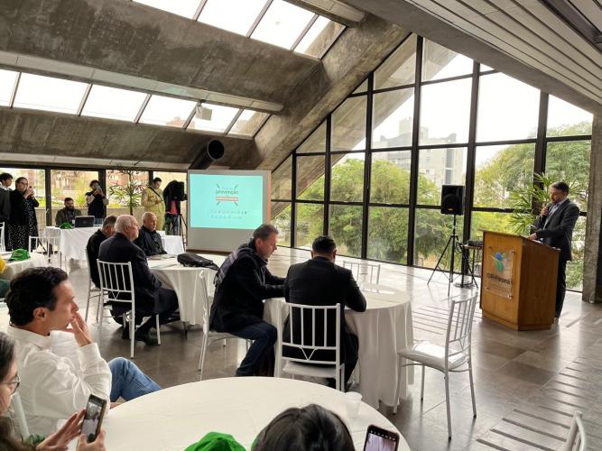 Campanha estadual de prevenção e combate a incêndios florestais é lançada em Curitiba