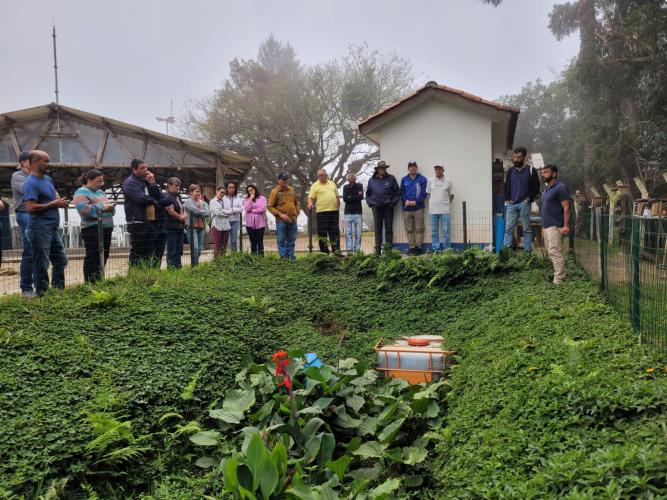 Agricultores da Bacia do Miringuava conhecem alternativas práticas que contribuem para a preservação da água