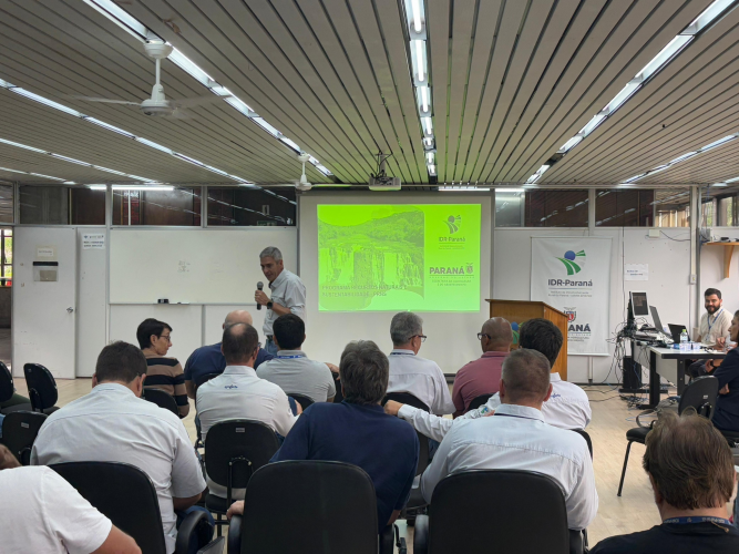 IDR-Paraná oficializa termo de cooperação com Sanepar para execução de programa de segurança hídrica e sustentabilidade no campo
