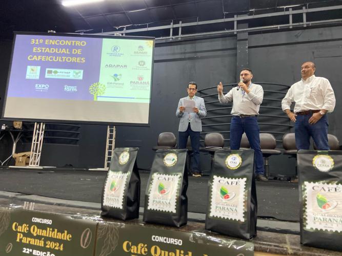 Encontro de cafeicultura reúne mais de 500 participantes na ExpoLondrina