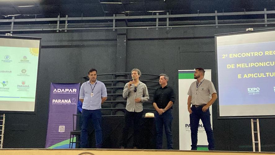 Qualidade e segurança do mel: Seagri participa de encontro de meliponicultura e apicultura na ExpoLondrina