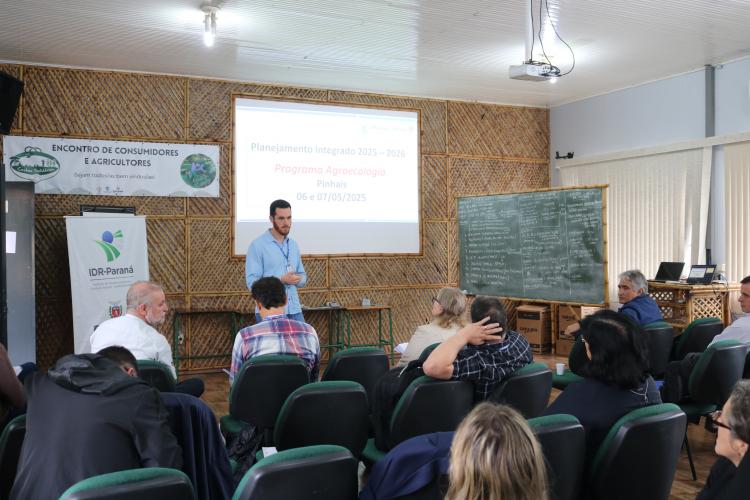 Programa de Agroecologia discute ações para integrar extensão, pesquisa e inovação