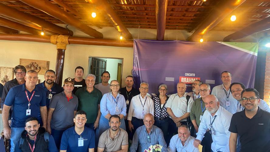 IDR-Paraná e Adapar apresentam projeto de apoio a sericicultores afetados pela deriva