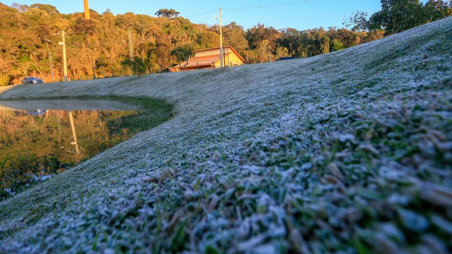 Paraná tem a madrugada mais fria do ano