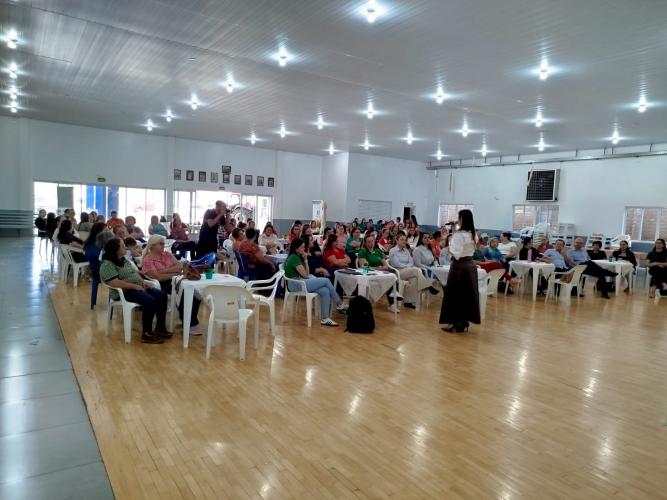 IDR-Paraná discute o protagonismo feminino no campo.