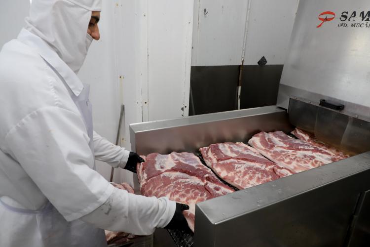 Paraná alcança melhor trimestre da história na produção de carne bovina e suína