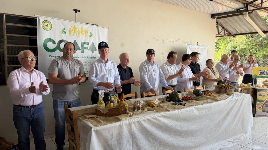 Paraná reforça apoio à agricultura familiar com novos investimentos e certificação sanitária no Sudoeste