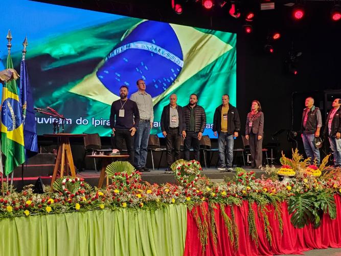 Paraná sedia Simpósio Nacional do Morango e lança Rota Turística do Morango Paranaense