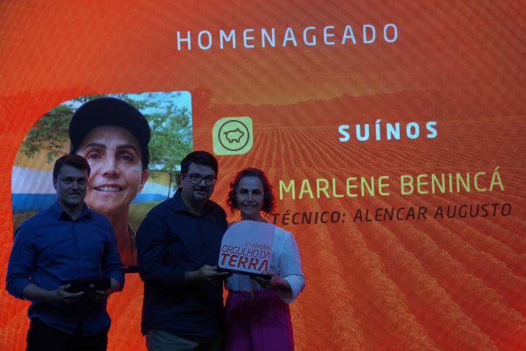 Histórias que inspiram: produtores rurais e extensionistas do IDR-Paraná recebem o Prêmio Orgulho da Terra 2025