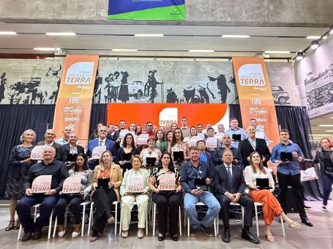 Histórias que inspiram: produtores rurais e extensionistas do IDR-Paraná recebem o Prêmio Orgulho da Terra 2025