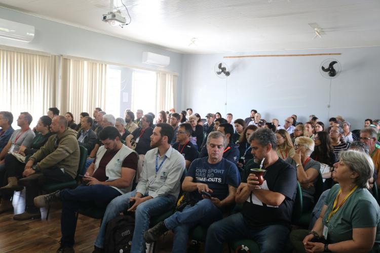 3º Encontro Mesorregional de Agroecologia reúne produtores na Estação de Pesquisa de Pinhais