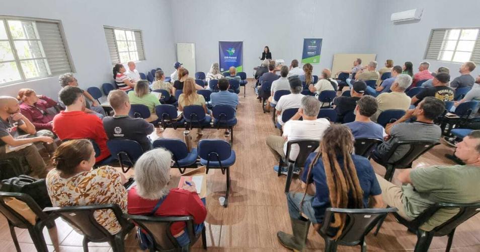 IDR-Paraná orienta produtores de bebidas de Morretes sobre regularização e boas práticas