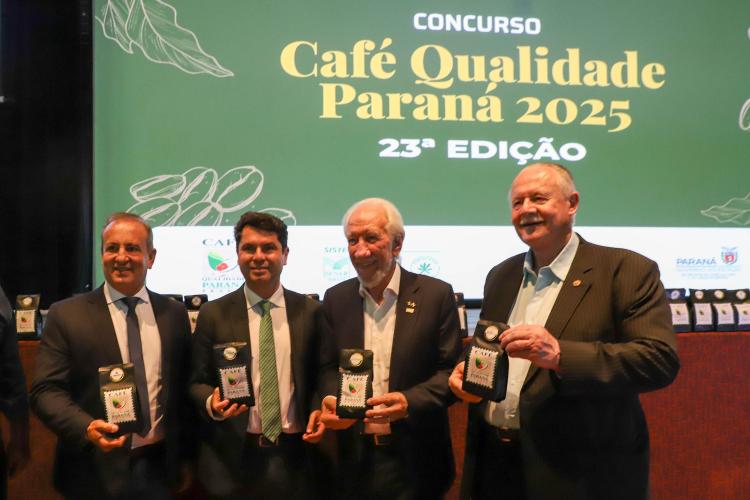 Produtoras de Apucarana e Pinhalão vencem o Concurso Café Qualidade 2025