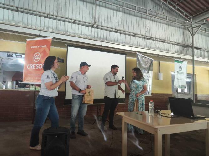 IDR-Paraná realiza ações para alavancar a cultura de búfalos no Paraná