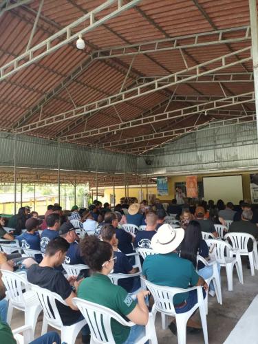 IDR-Paraná realiza ações para alavancar a cultura de búfalos no Paraná