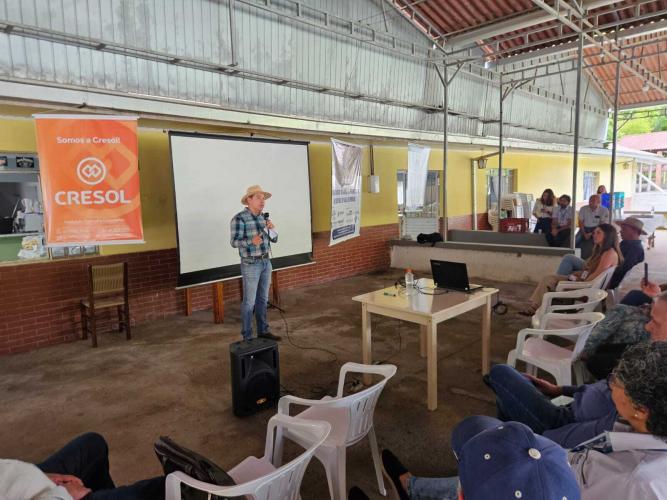 IDR-Paraná realiza ações para alavancar a cultura de búfalos no Paraná