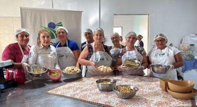 Agricultoras de Luiziana melhoram a alimentação e fornecem para a merenda escolar com produção artesanal