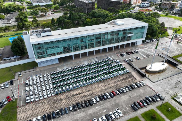 Estado reforça sistema de agricultura com 324 novos servidores e entrega de 250 veículos