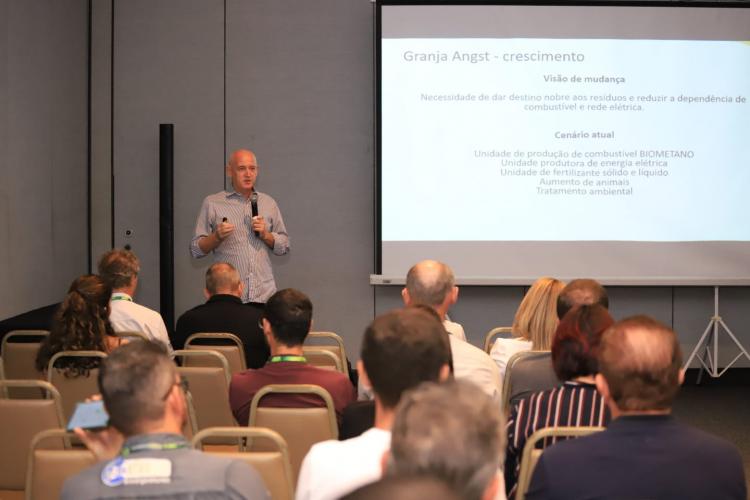 Técnicos discutem uso do biometano