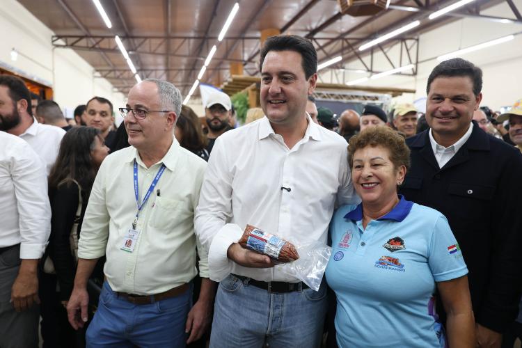 Na Expoingá, governador anuncia R$ 53,8 milhões para modernizar parque de exposições