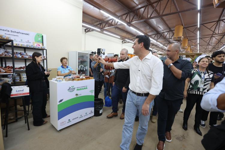Na Expoingá, governador anuncia R$ 53,8 milhões para modernizar parque de exposições