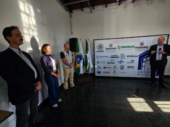 Com aporte de R$ 3,3 milhões, Estado lança hub de inovação da Unespar em Paranaguá