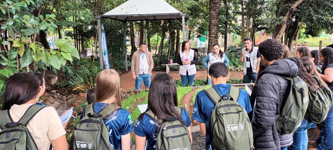 Estudantes visitam Expoingá