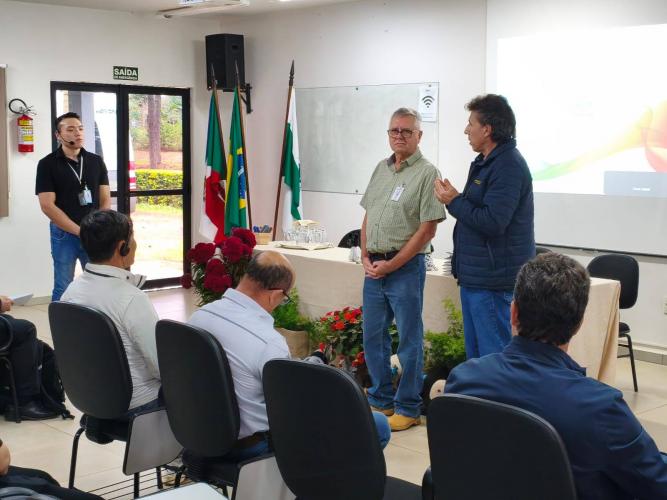 IDR-Paraná recebe missão técnica da República da Coreia para intercâmbio em pesquisa agropecuária
