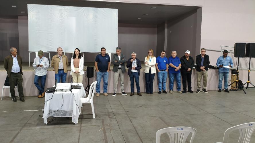 IDR-Paraná realiza encontro de manejo e conservação de solos em Anahy