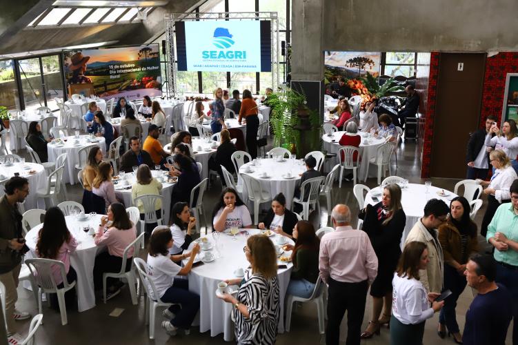 Feira da Agroindústria Familiar reúne produtores e valoriza protagonismo das mulheres rurais